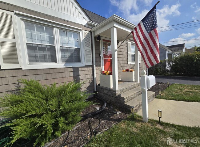 Photo - 296 High St