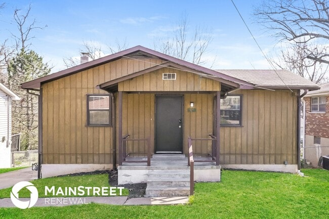 Building Photo - 9150 Wood Ave