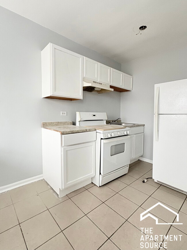 Photo - 6228 S Western Ave Unit 303