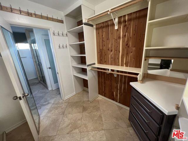 Building Photo - 949 Kings Rd Unit 314 Rental