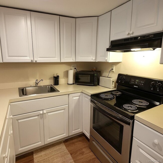 Photo - 41 Elizabeth Way