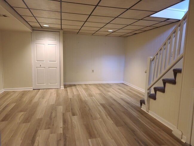 Photo - 4443 Scotia Rd