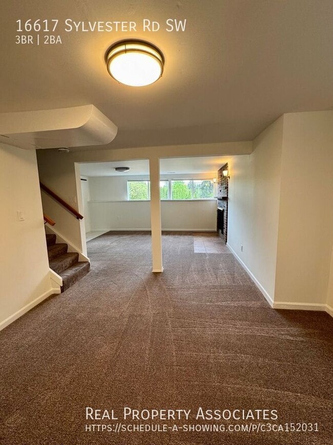 Photo - 16617 Sylvester Rd SW