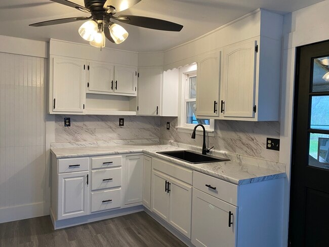 Photo - 19 Garden St