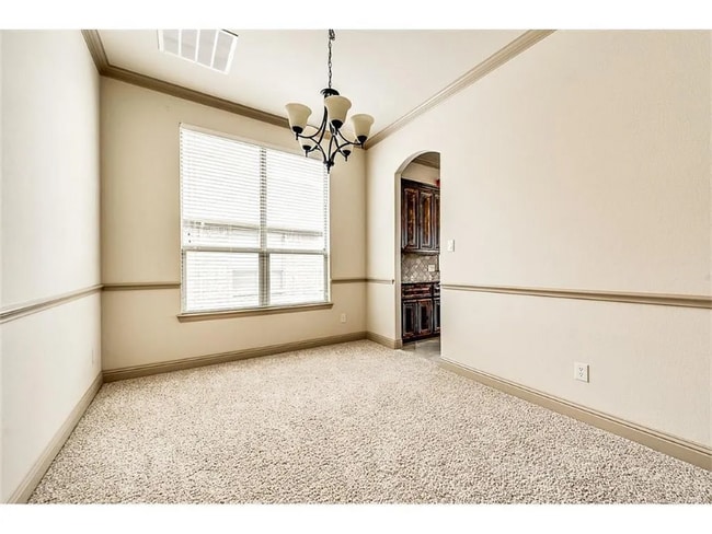 Photo - 686 Cannon Dr
