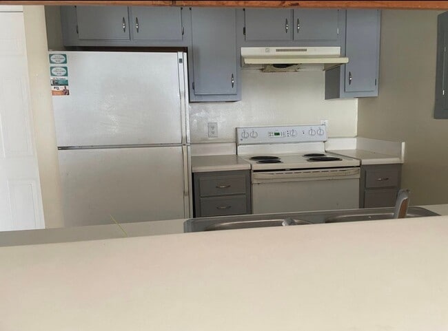Photo - 1241 University Ct