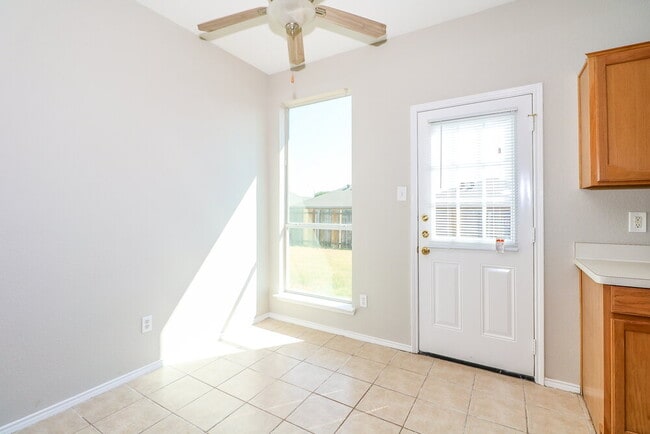 Photo - 1108 McKavett Dr