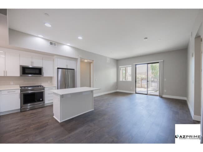 Photo - An Extraordinary Chance Awaits to Lease th...