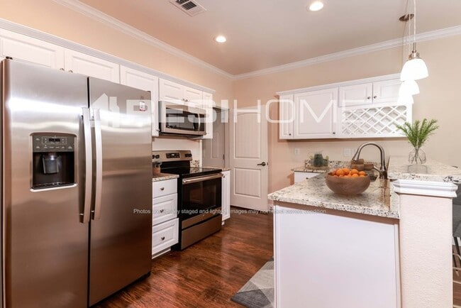 Photo - 103 Griffin St
