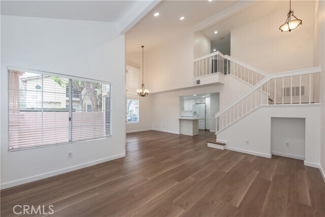 Photo - 46 Nightingale Dr