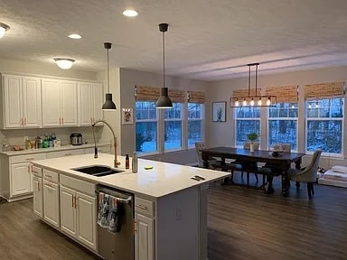 Photo - 32918 Rebecca Ln Casa