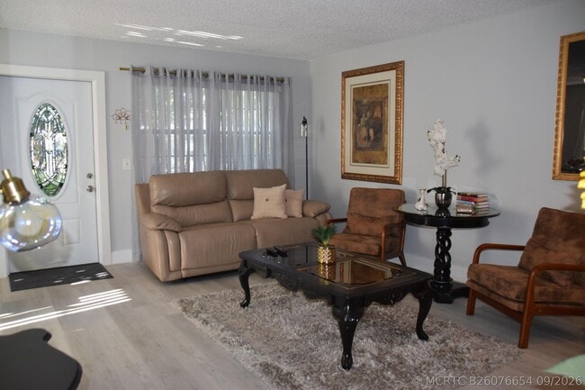 Photo - 460 Durham Cir Unit 460