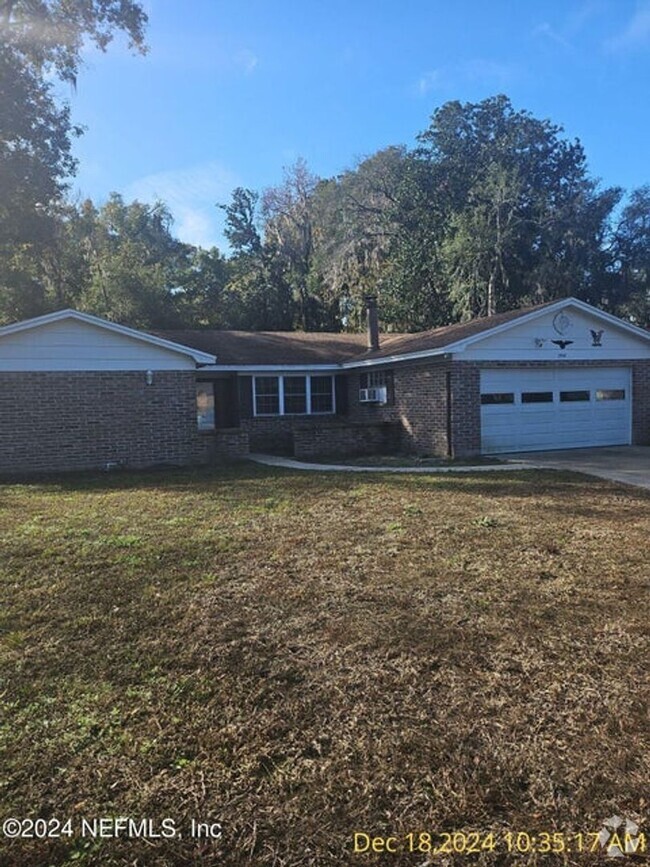 Building Photo - Cozy 3/2 in the Heart of Orange park Rental