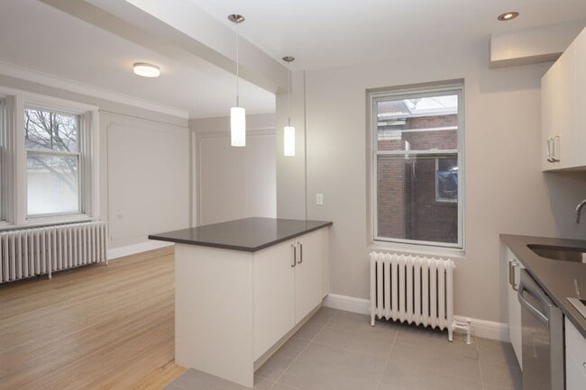 Photo - 4557 Rue Sherbrooke O Unit 406