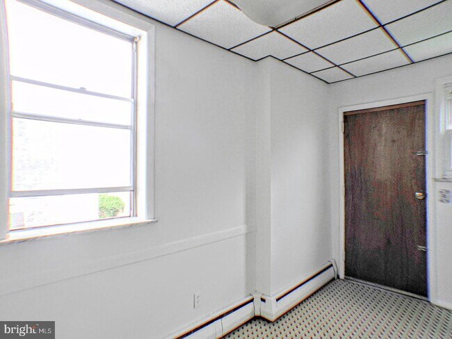 Photo - 1325 W Porter St Unit UPPER