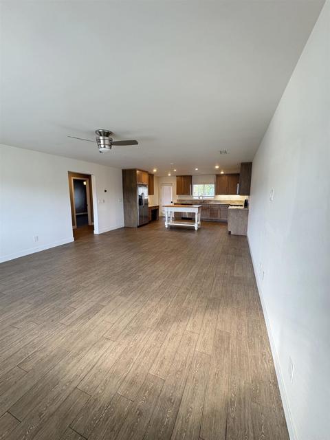 Photo - 1295 Discovery St
