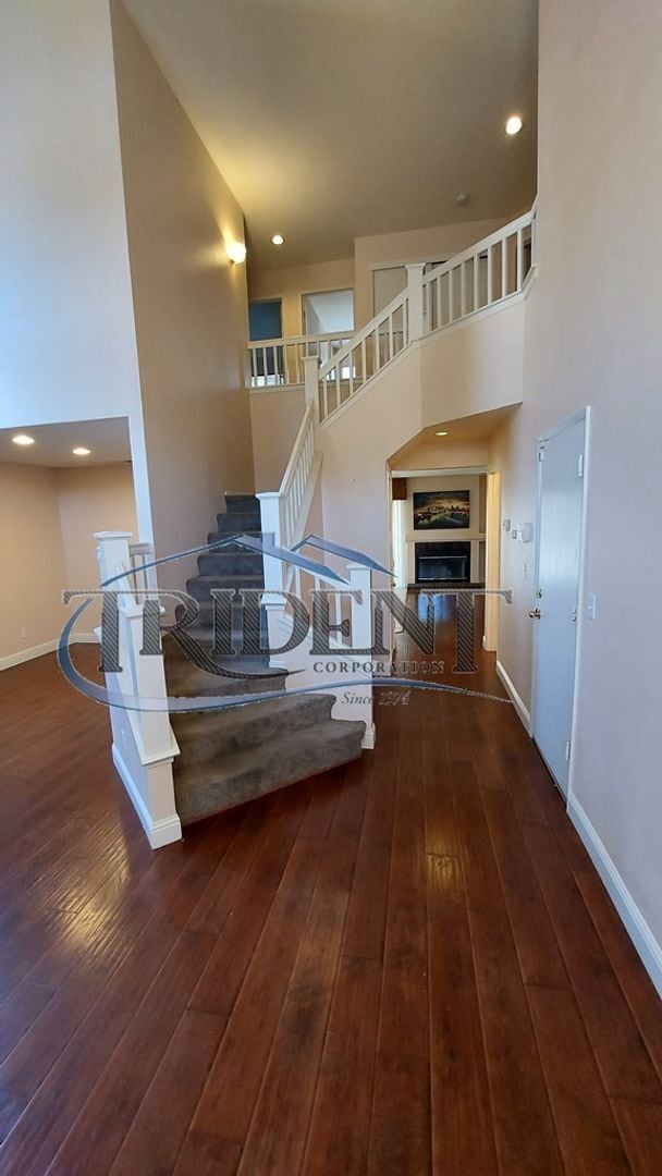 Photo - This is a large 4 bedroom, 3 bath SOLAR house with a bonus room upstairs