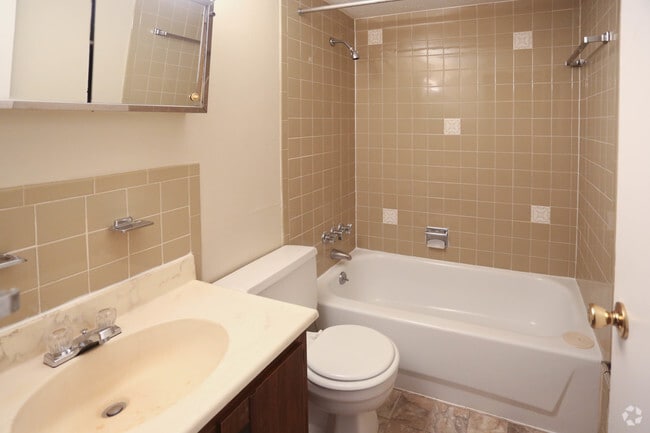 Cabana West Apartments