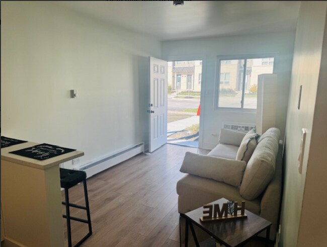 Photo - 4823 W 157th St