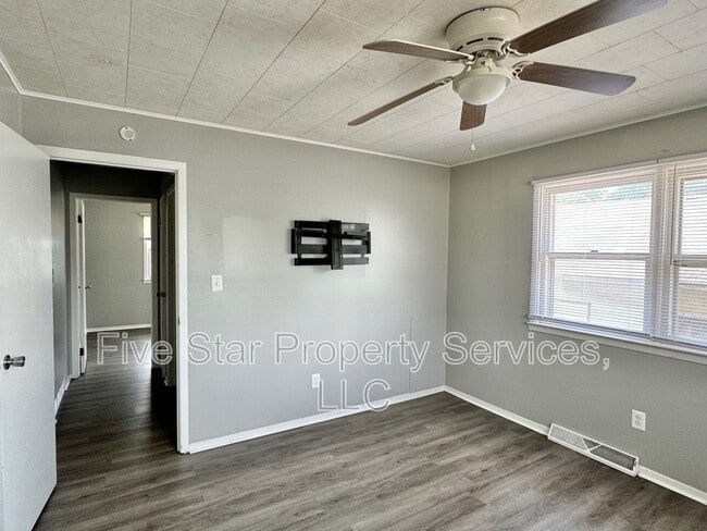 Photo - 629 W Washington St Unit Apt 4
