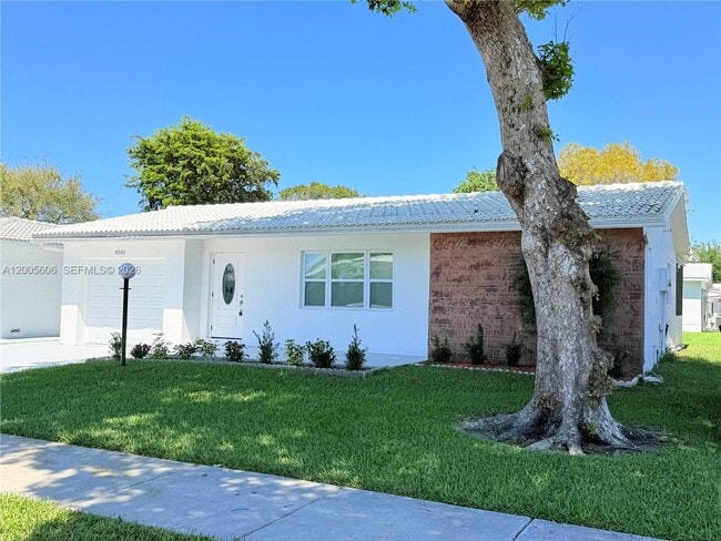 Building Photo - 8581 NW 17th St