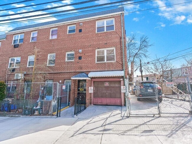 Building Photo - 40-11 56th St Unit 2 FL Rental