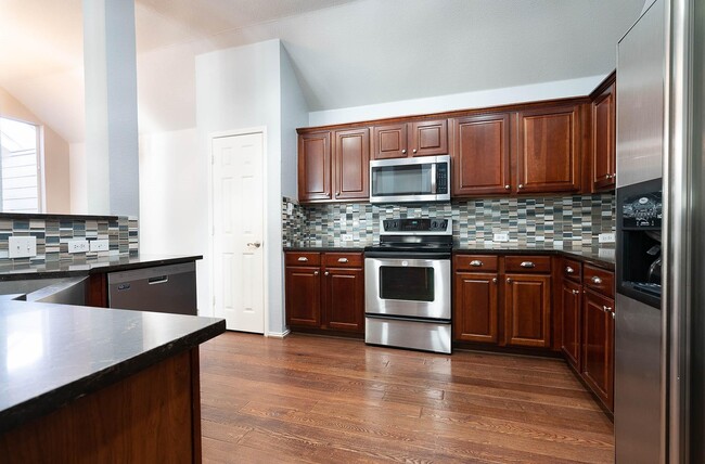 Photo - 7904 Whispering Tree Ln