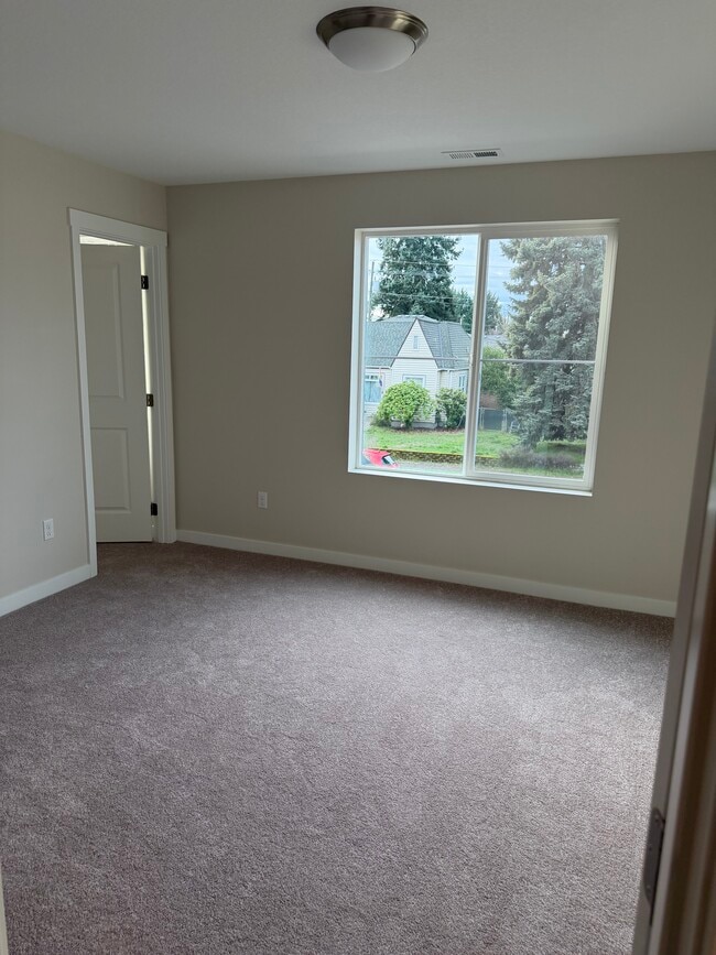 Upstairs Primary - 3719 H St