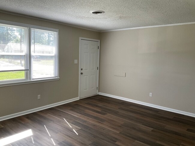 Photo - Come see this duplex that is conveniently ...