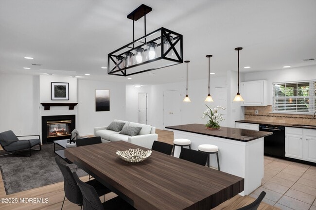 Building Photo - 9 Ambrose Ln Unit 141