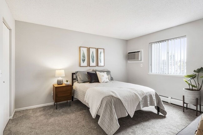 Photo - Wedgewood Park Apartments