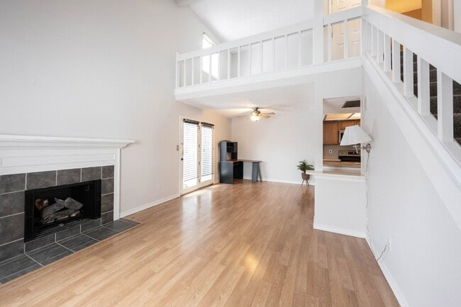 Photo - "Charming 2-Bedroom Townhouse Retreat with 2 Full Baths in Fishers – Spacious 1,522 Sq Ft Living!"