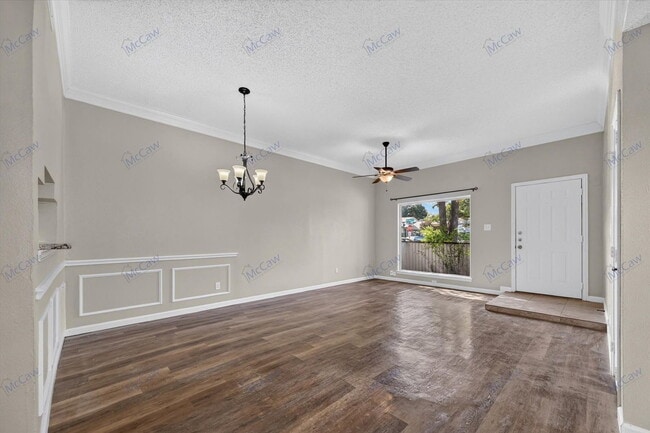 Photo - 708 Baruna Cir