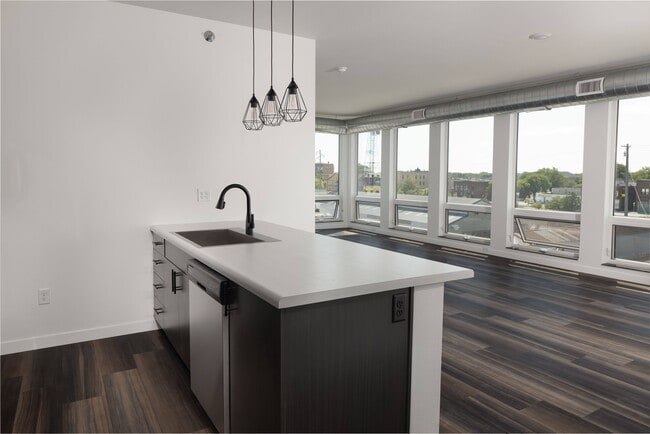 Building Photo - The Landing at 1001 NP Rental