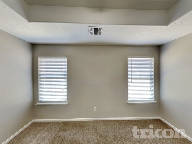 Photo - 16229 Summerset Estates Blvd