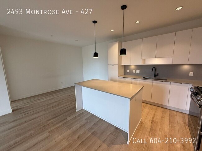Photo - Spacious Condo at Upper Montrose Unit 427