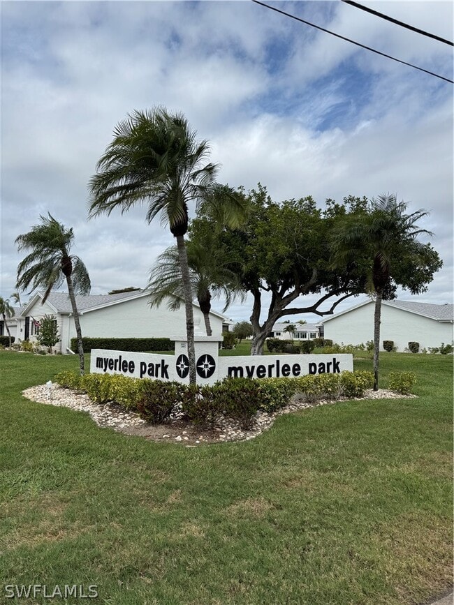 Building Photo - 7019 Cedarhurst Dr Unit 9B