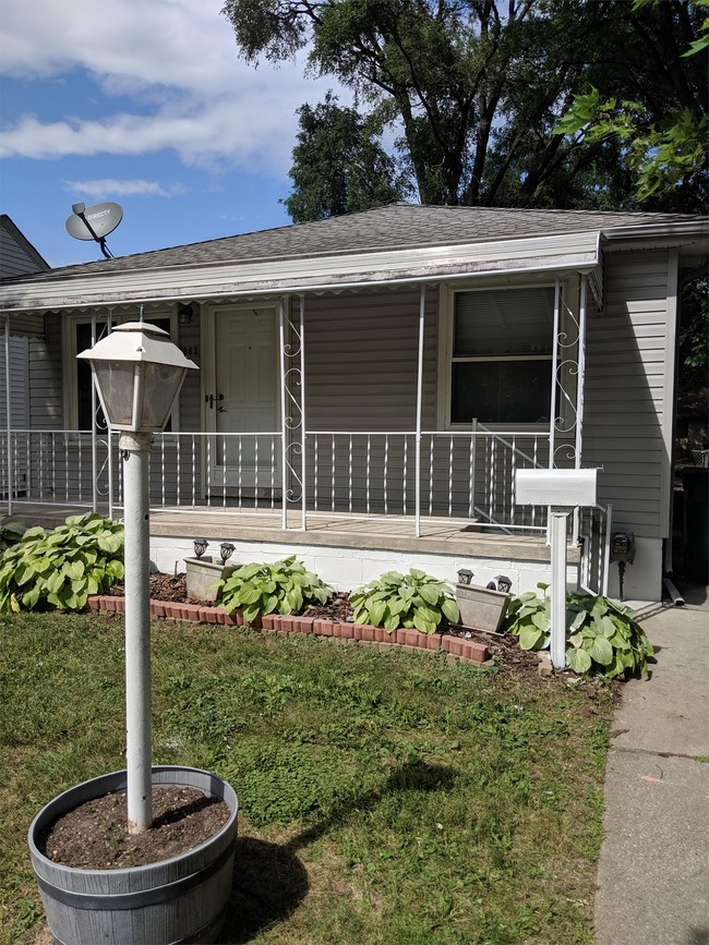 Photo - 1862 Warwick Ave