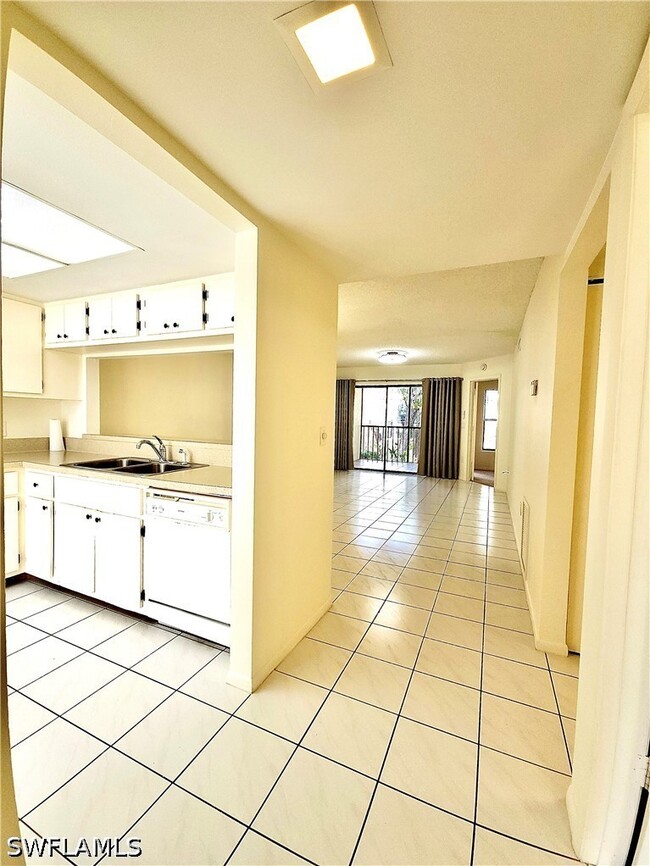 Photo - 15075 Parkside Dr Unit 102