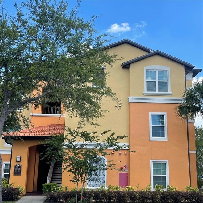 Building Photo - 5451 Vineland Rd Unit 2201 Rental