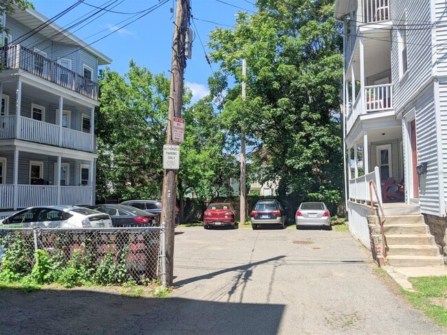 Photo - 8 Lowell Cir Unidad 2