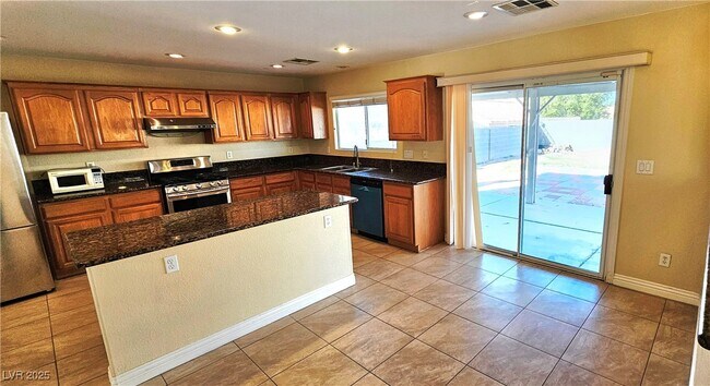 Photo - 5876 Capsicum Ct