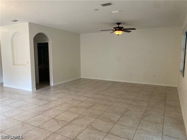 15270 Summit Pl Cir
