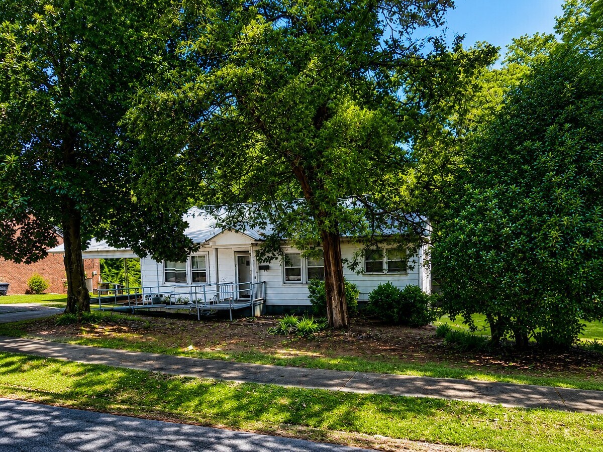 Photo - 1920 Drayton St