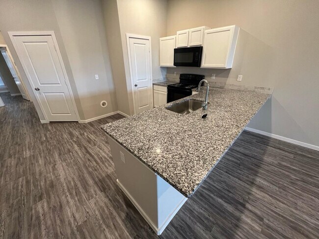 Photo - 2125 N Texas Ave