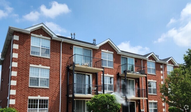 Building Photo - 9810 Liberty Cir Unit 2E Rental