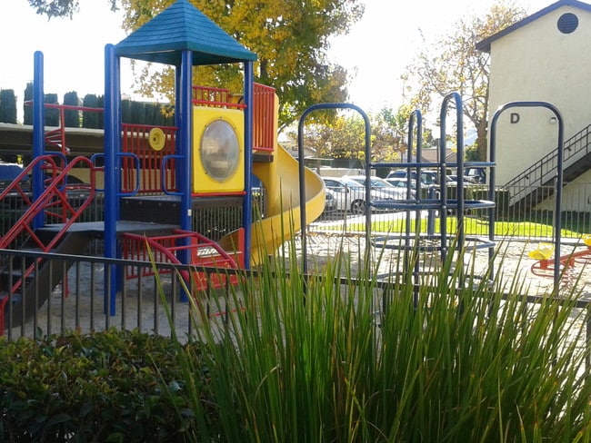 Windcrest Apartments