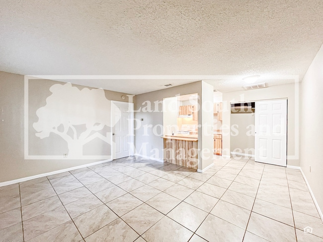 Photo - 732 Angelina Ln