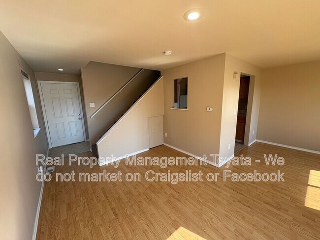 Photo - 2417 Xenia St