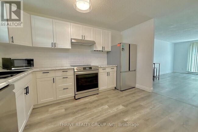 Photo - 1919 Trafalgar St